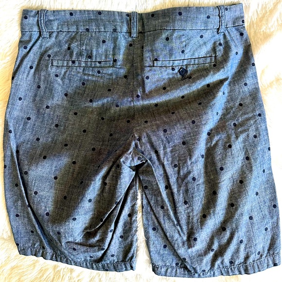 J. Crew 100% Cotton Polkadot Bermuda Shorts size 4 - Picture 3 of 4